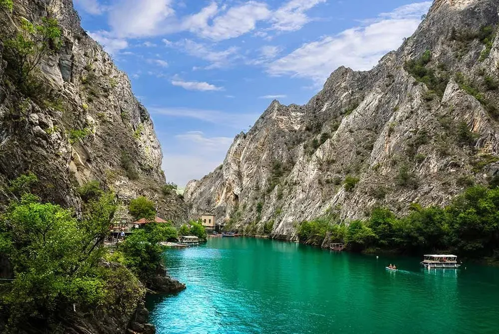 İzmir Hareket Baştan Başa Balkanlar - Sabah Dönüş - Pegasus Hava Yolları ile 7 Gec