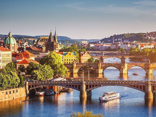 Görkemli Orta Avrupa Viyana & Budapeşte & Prag Turu